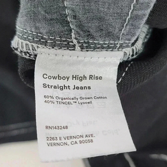 Reformation Cowboy High Rise Straight Jean - Picture 12 of 16
